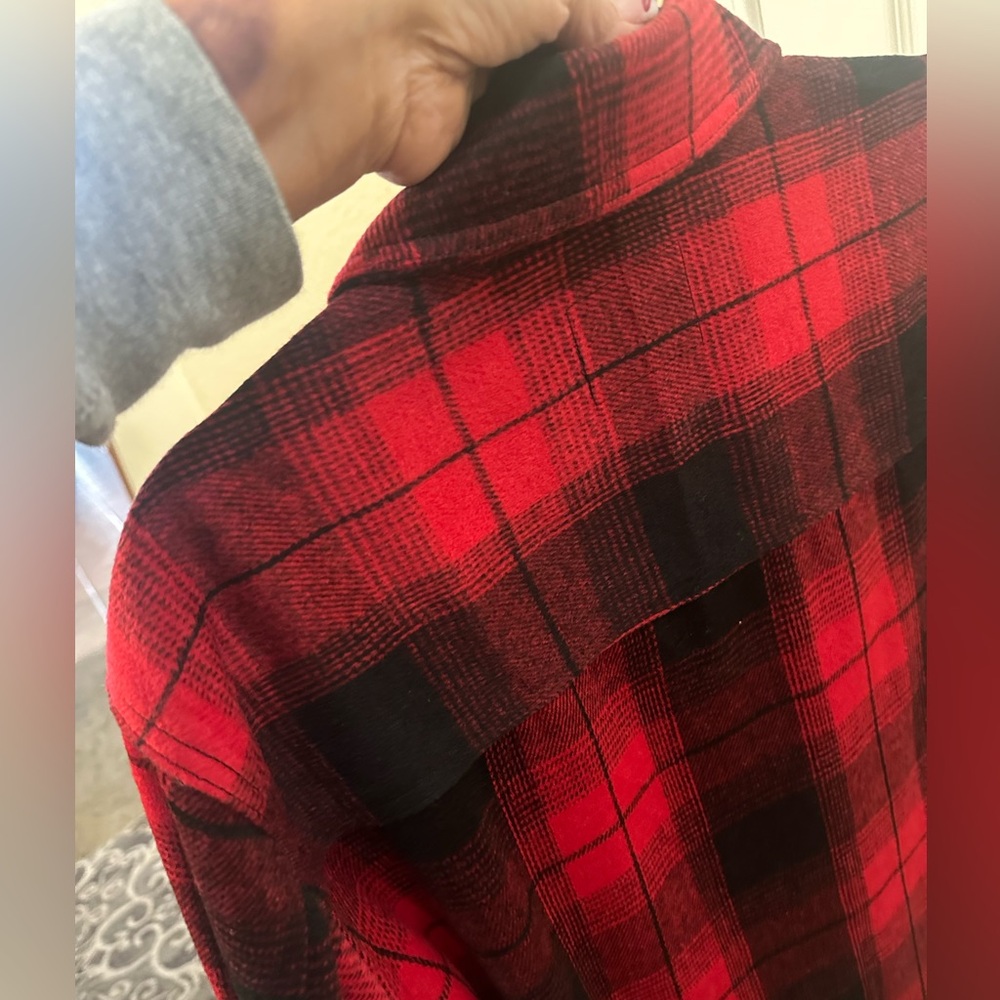 Old Navy Shacket - image 8